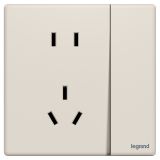 羅格朗開關(guān)插座 智繪  奶油白 帶開關(guān)連體二三插座