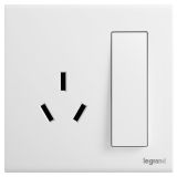 羅格朗開(kāi)關(guān)插座 明智plus 帶開(kāi)關(guān)三扁插座 16A